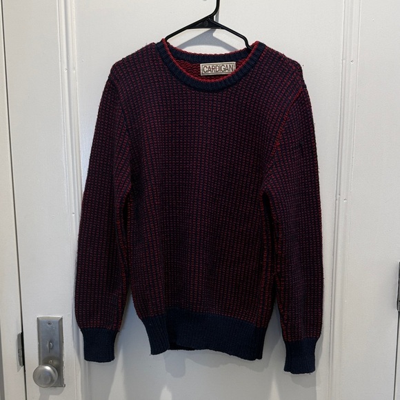 Men's Red and Blue Sweater - Picture 1 of 3